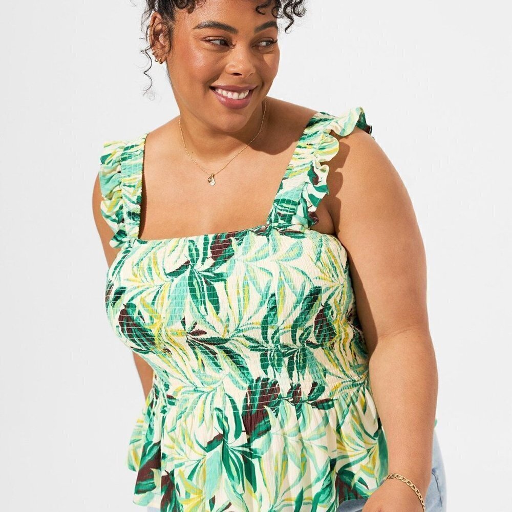 Torrid - Peplum Washable Crinkle Gauze Smocked Tank Top in Painted Tropical‌‌‌‌‌